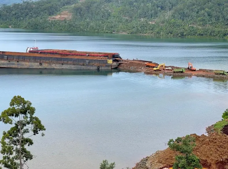 Waterside material logistics area